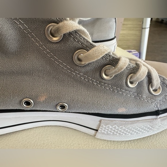 Converse Chuck Taylor All Star Grey Women's High-Top Sneakers Size 8 - Picture 6 of 9